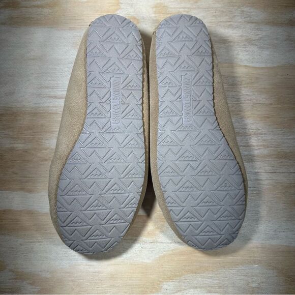 Minnetonka Tan Suede Moccasin Slippers Women’s Size 8 - Picture 7 of 9